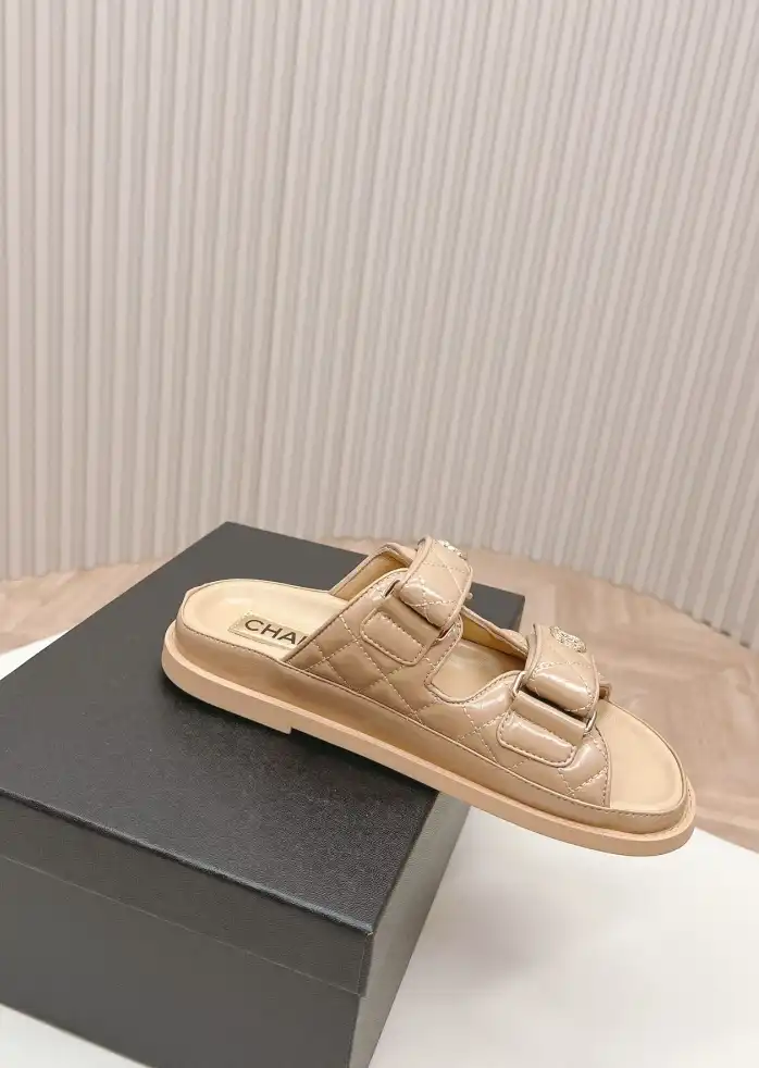 hype Chanel Slippers