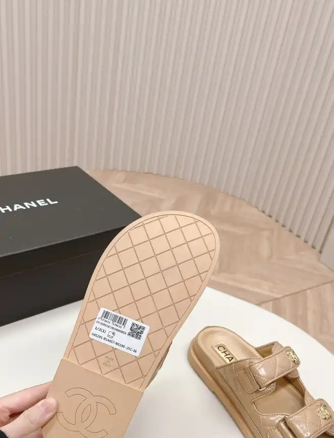 hype Chanel Slippers