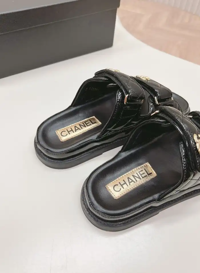 hype Chanel Slippers