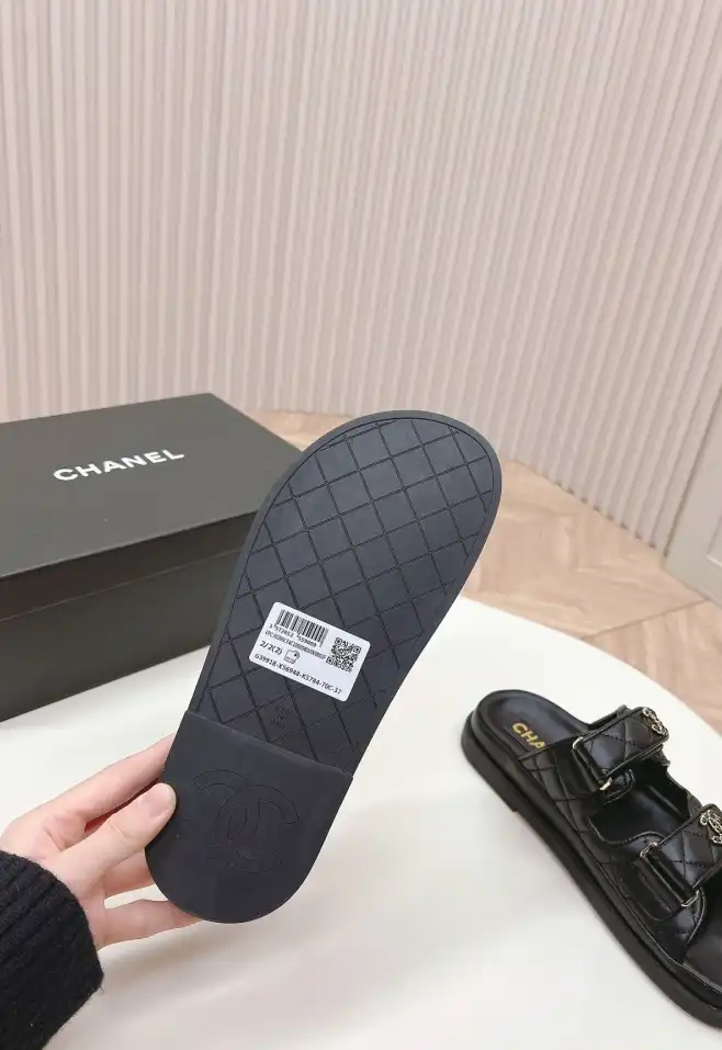 hype Chanel Slippers