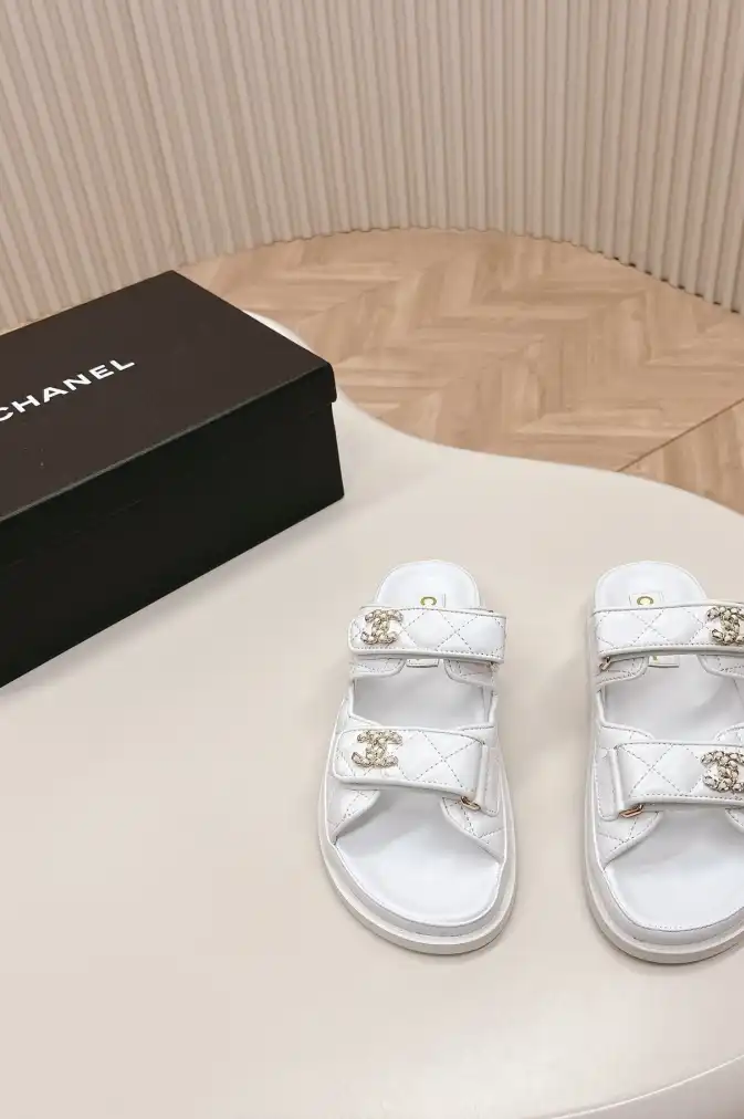 hype Chanel Slippers