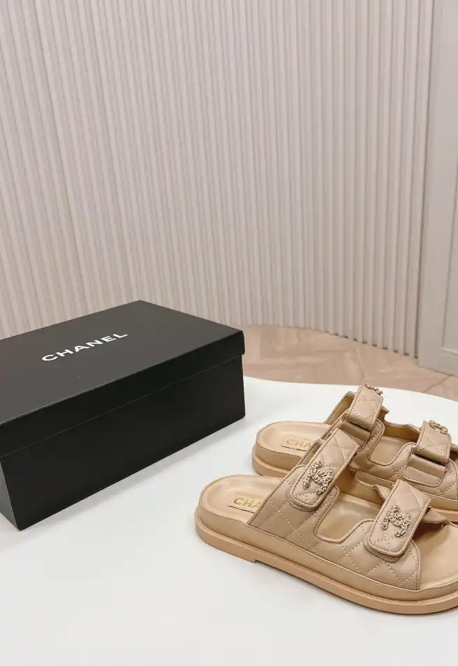 hype Chanel Slippers