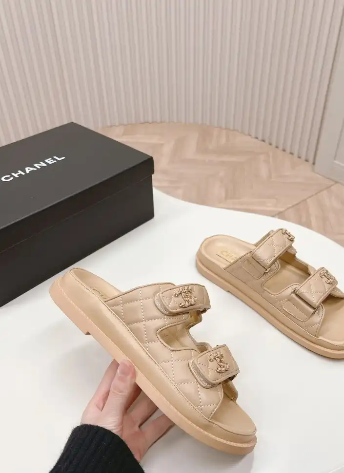 hype Chanel Slippers