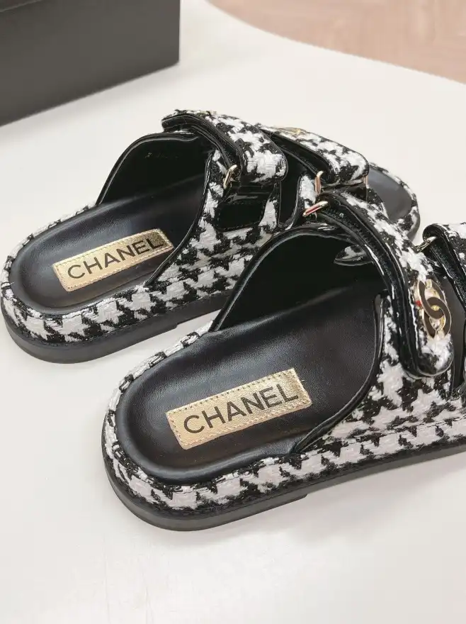 hype Chanel Slippers