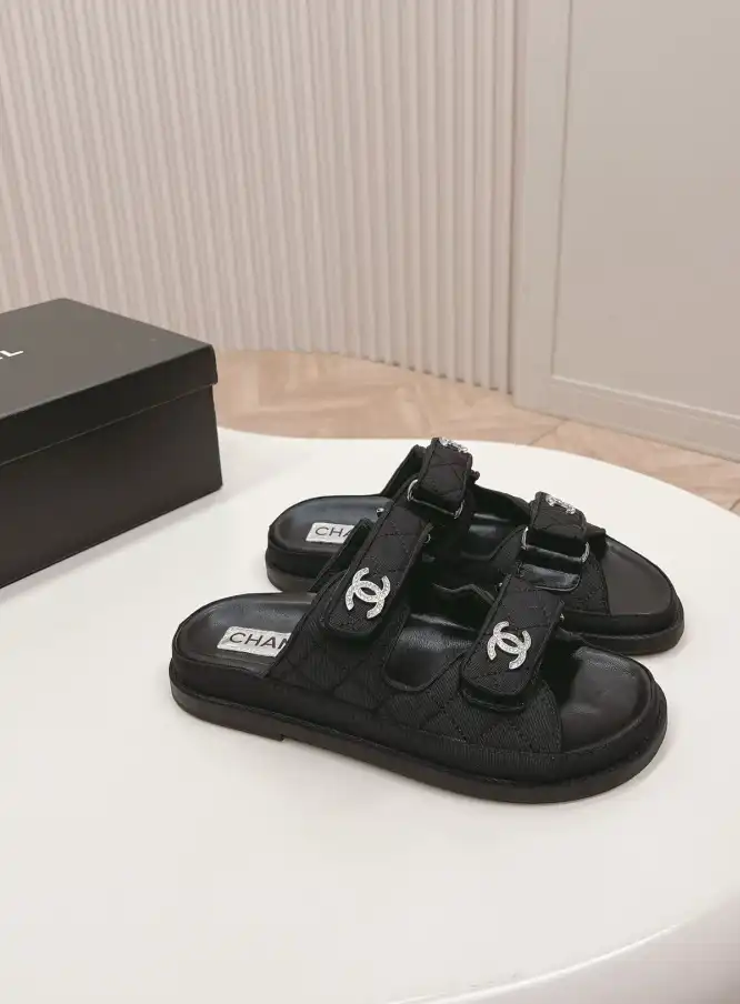 hype Chanel Slippers