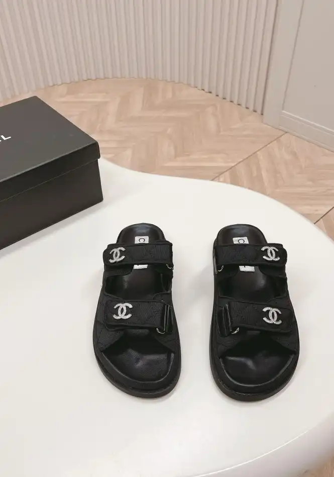 hype Chanel Slippers