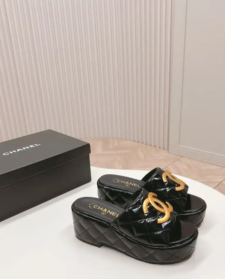 hype Chanel Slippers