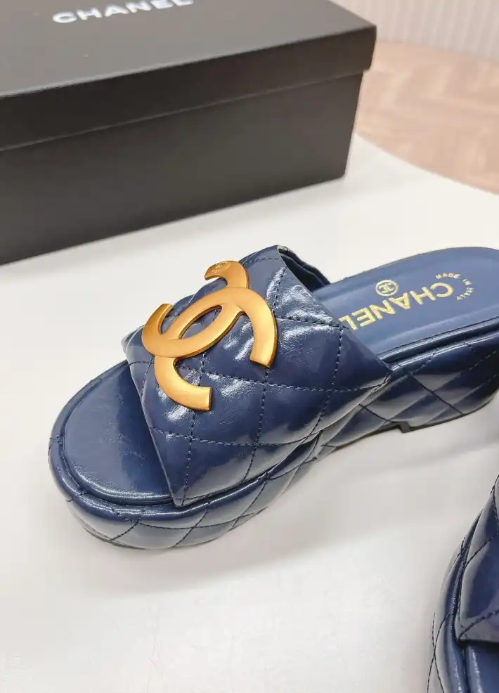 hype Chanel Slippers