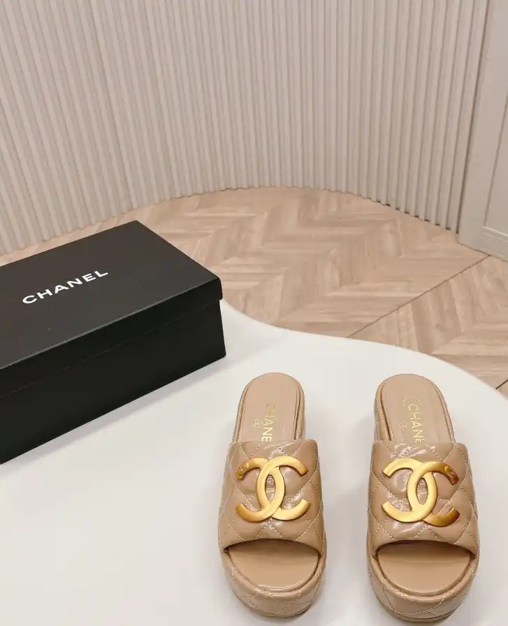 hype Chanel Slippers