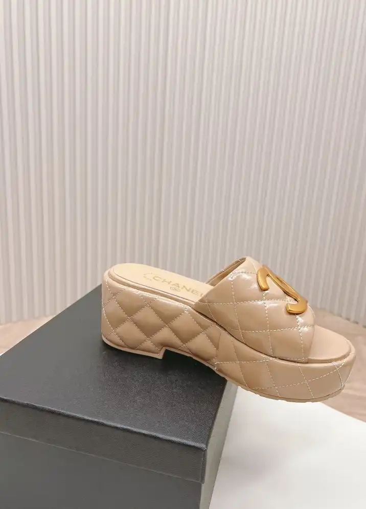 hype Chanel Slippers