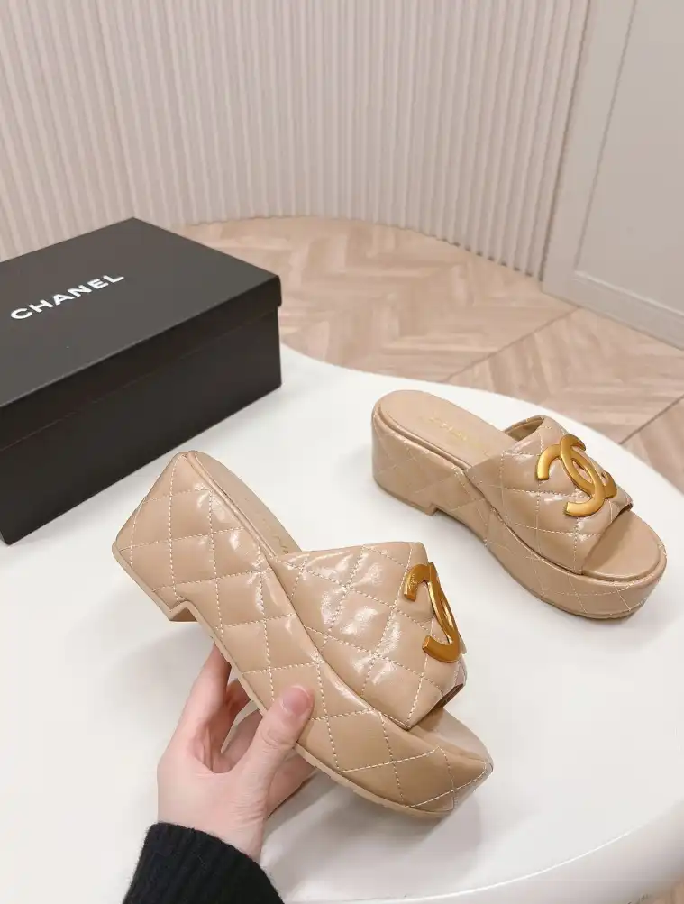 hype Chanel Slippers