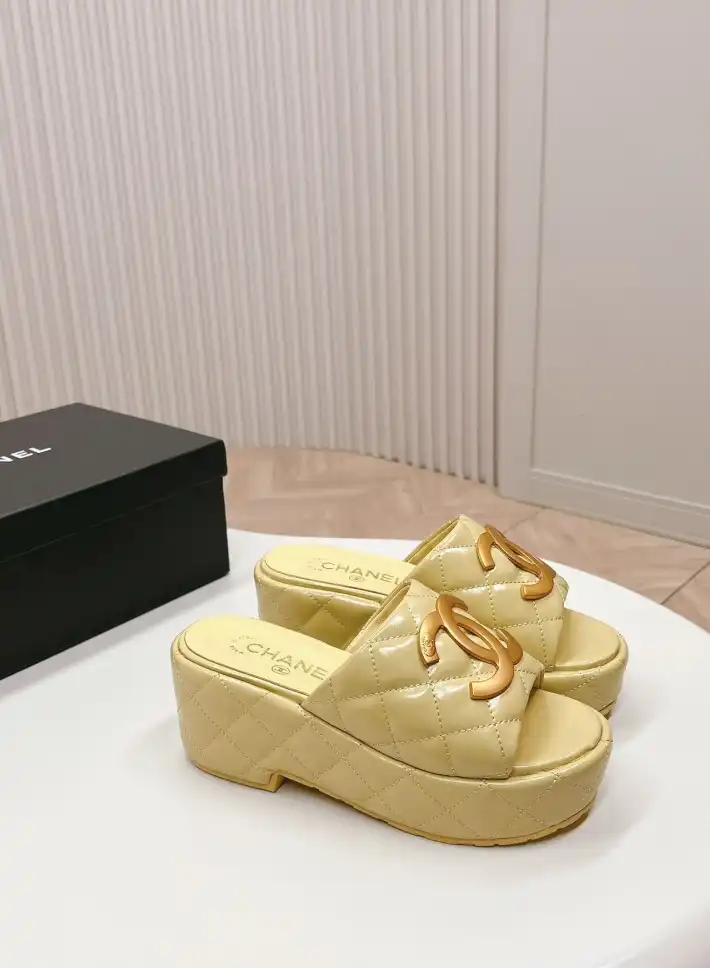 hype Chanel Slippers