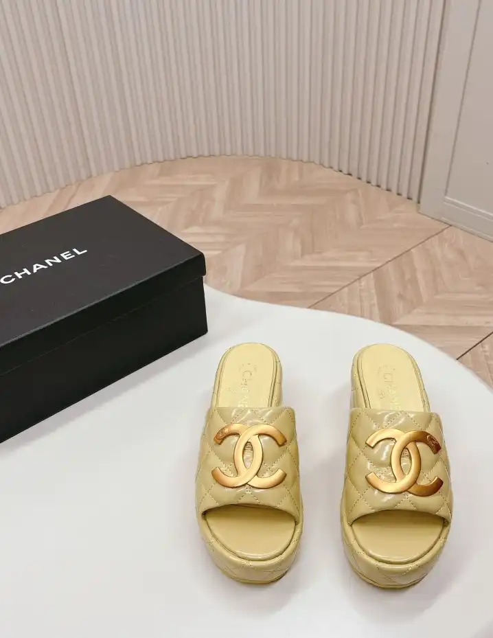 hype Chanel Slippers