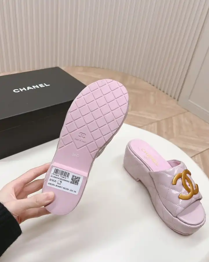 hype Chanel Slippers