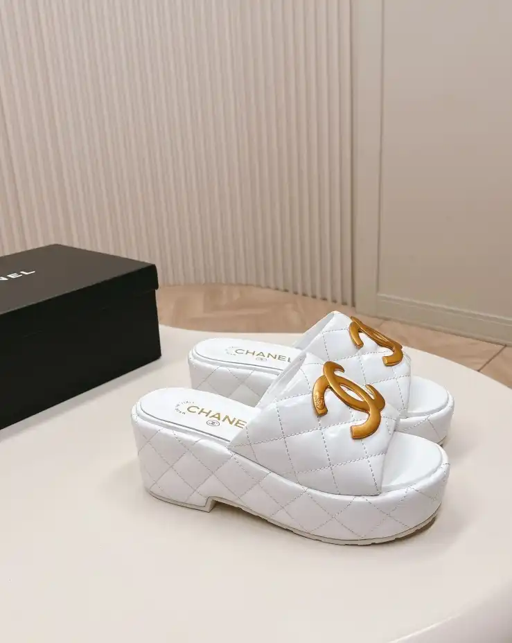 hype Chanel Slippers