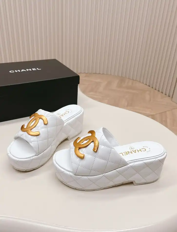 hype Chanel Slippers