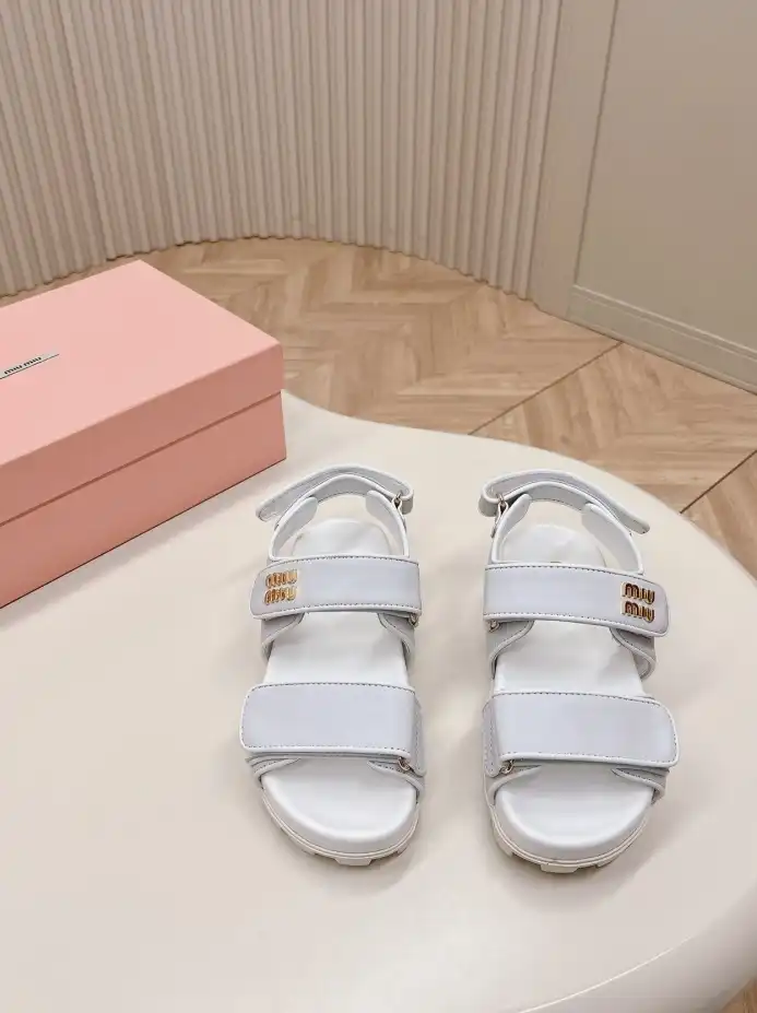 hype Miu Miu Slippers