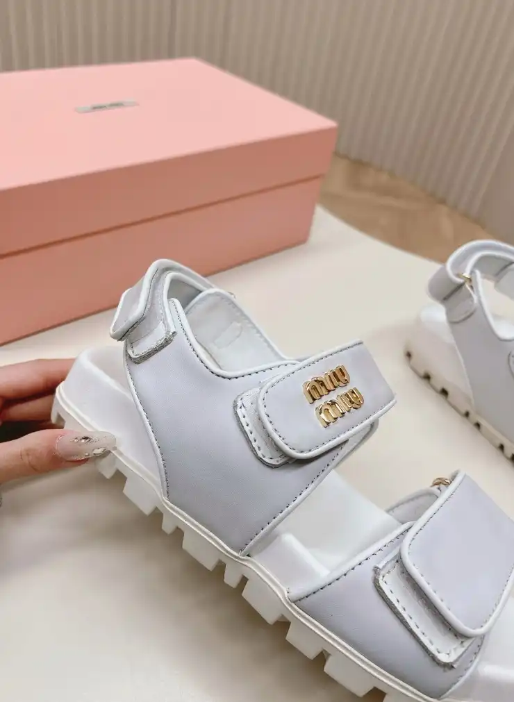 hype Miu Miu Slippers