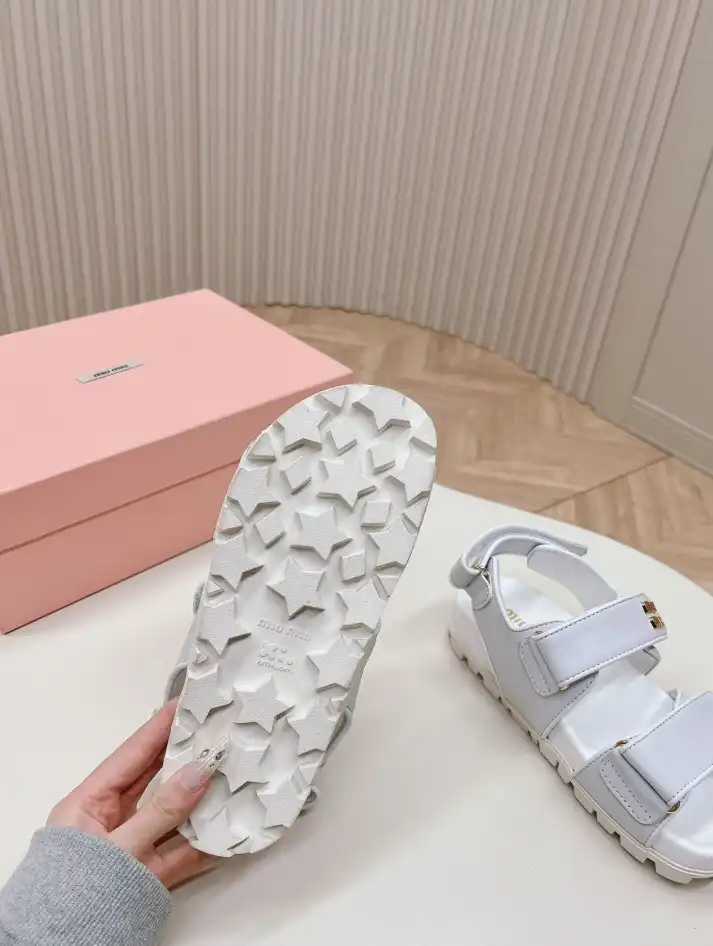 hype Miu Miu Slippers