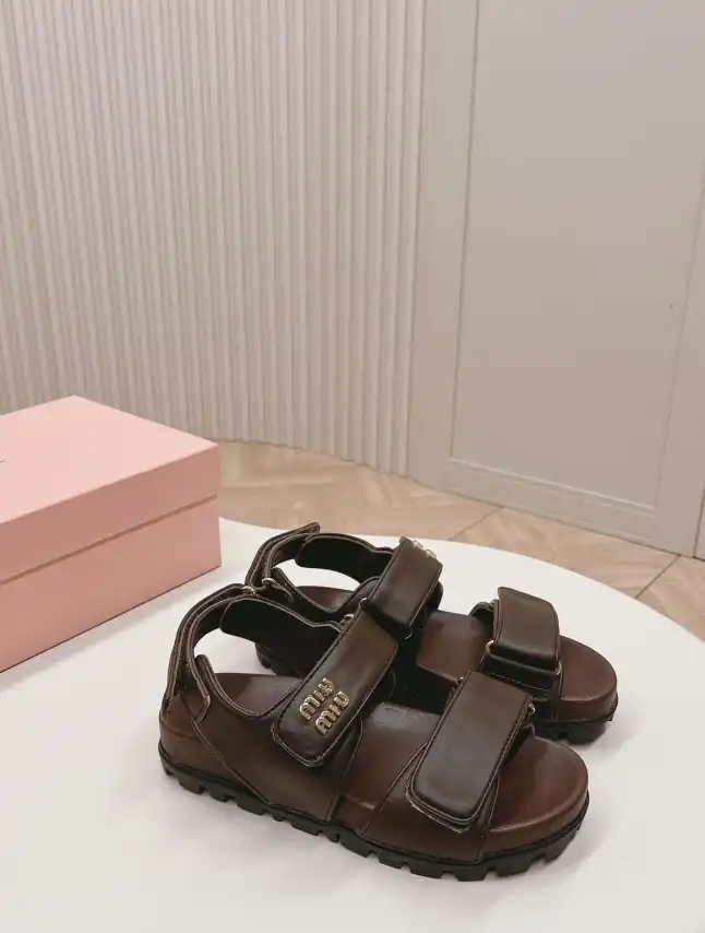 hype Miu Miu Slippers