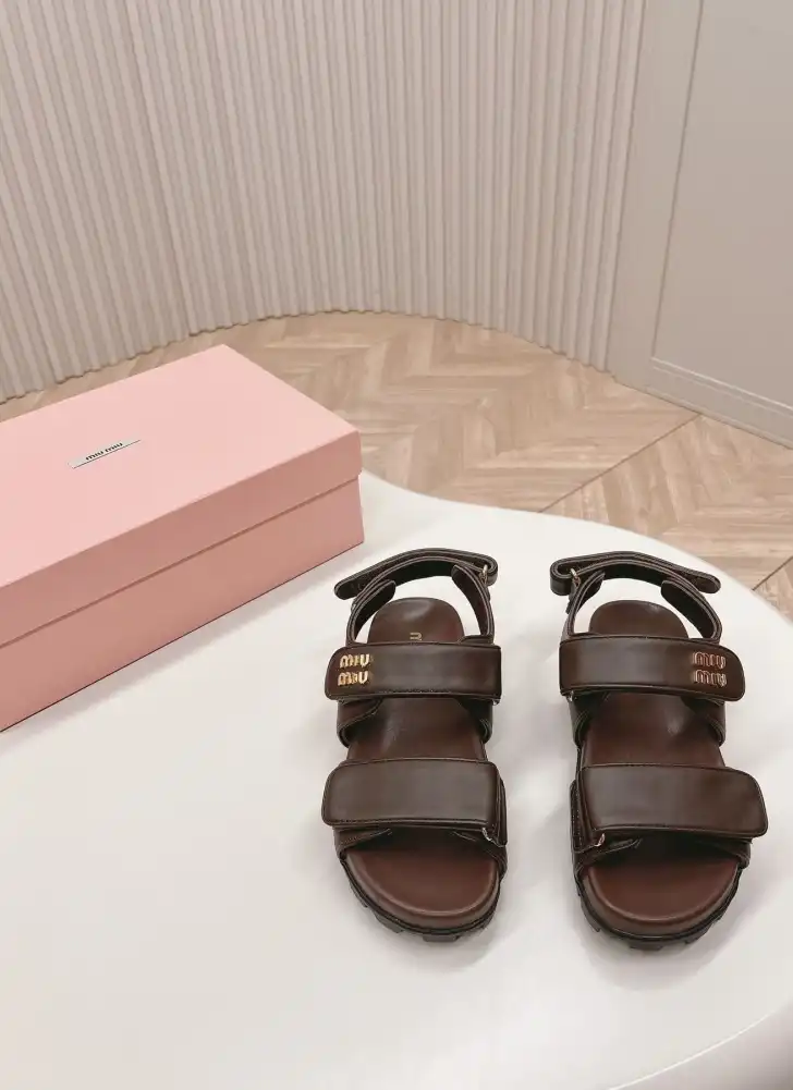 hype Miu Miu Slippers