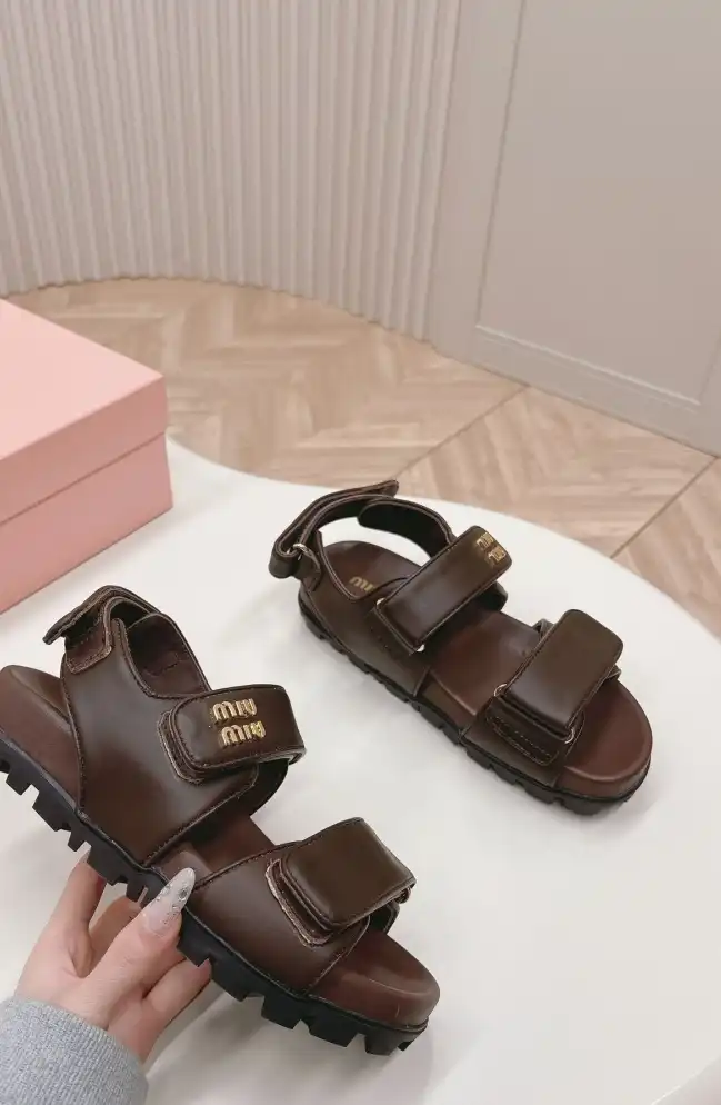 hype Miu Miu Slippers