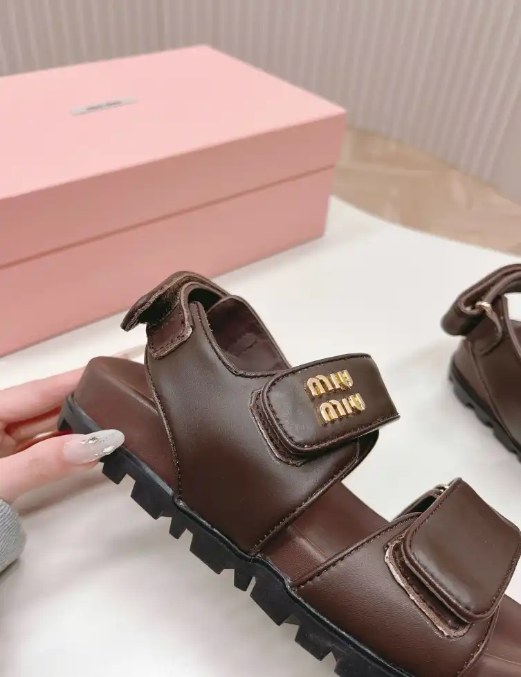 hype Miu Miu Slippers