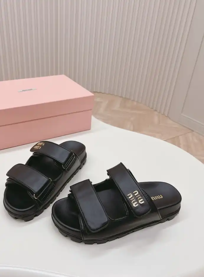 hype Miu Miu Slippers