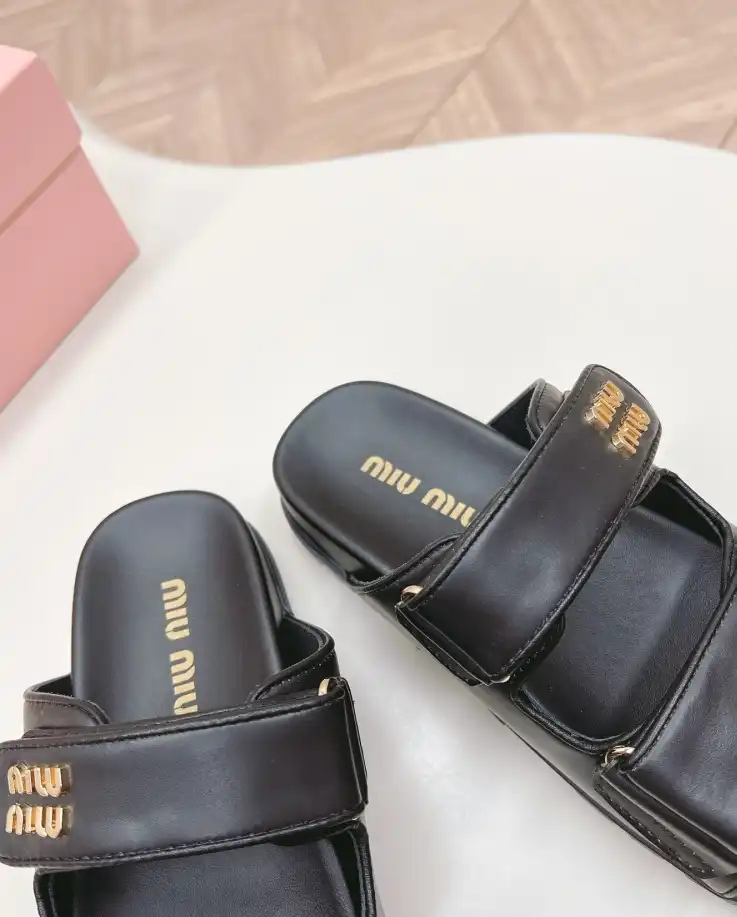 hype Miu Miu Slippers