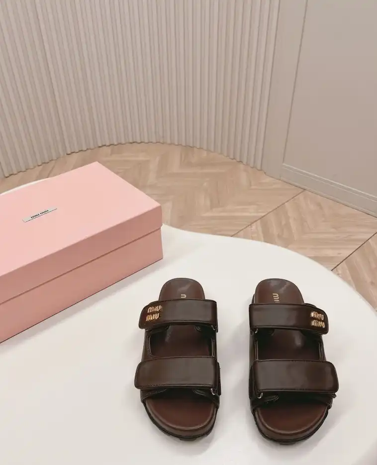 hype Miu Miu Slippers