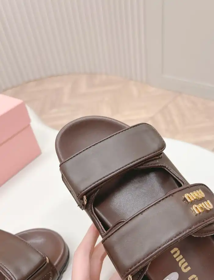 hype Miu Miu Slippers