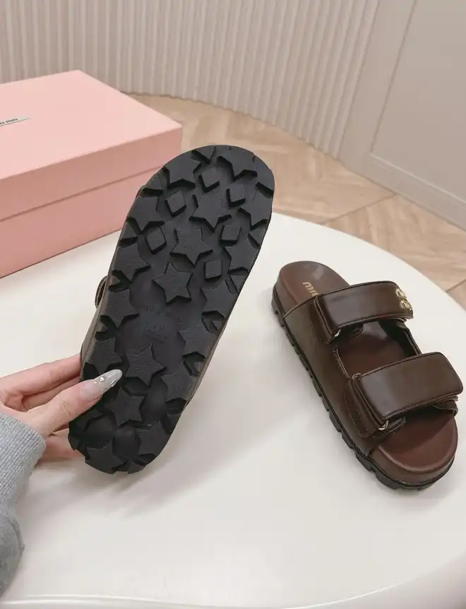 hype Miu Miu Slippers