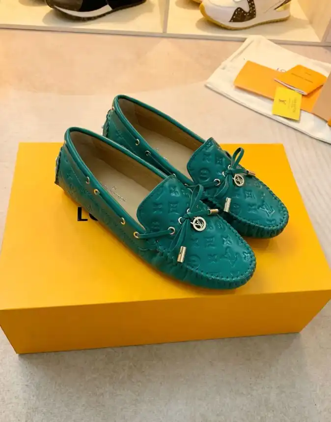 hype LV flat shoes