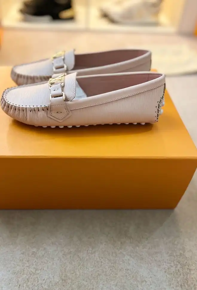 hype LV flat shoes