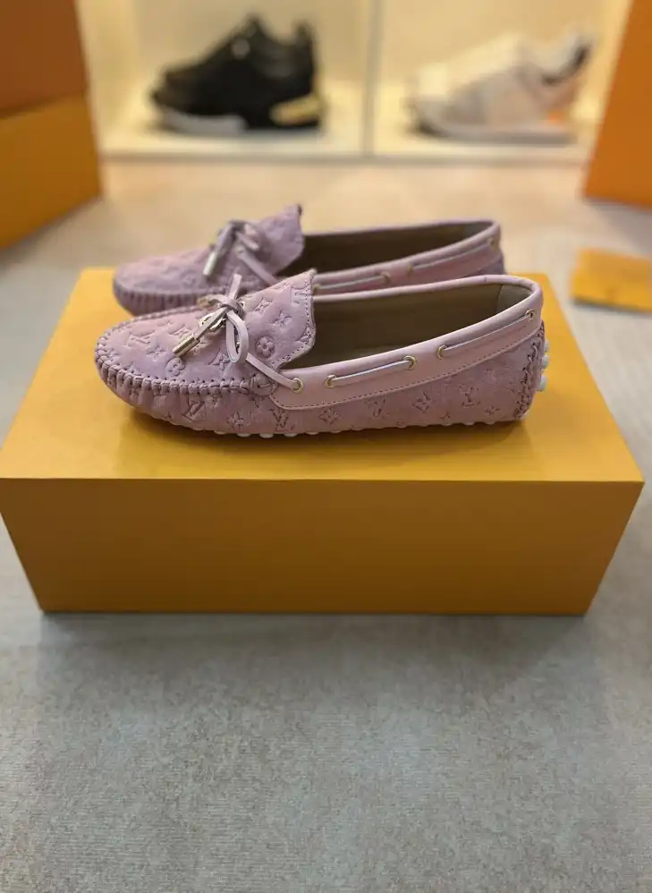 hype LV flat shoes