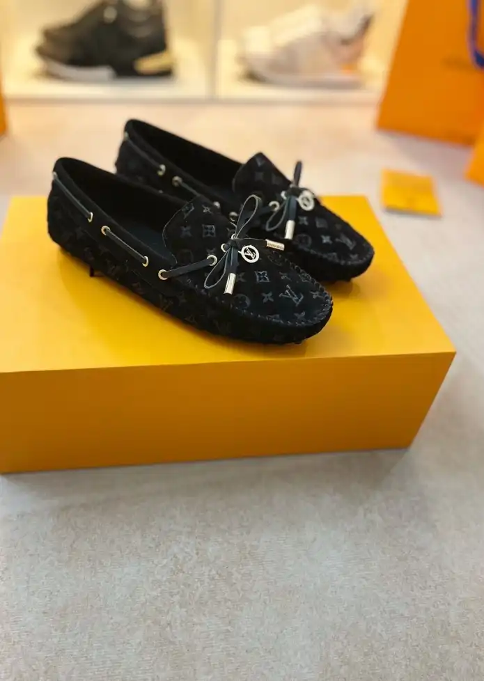 hype LV flat shoes