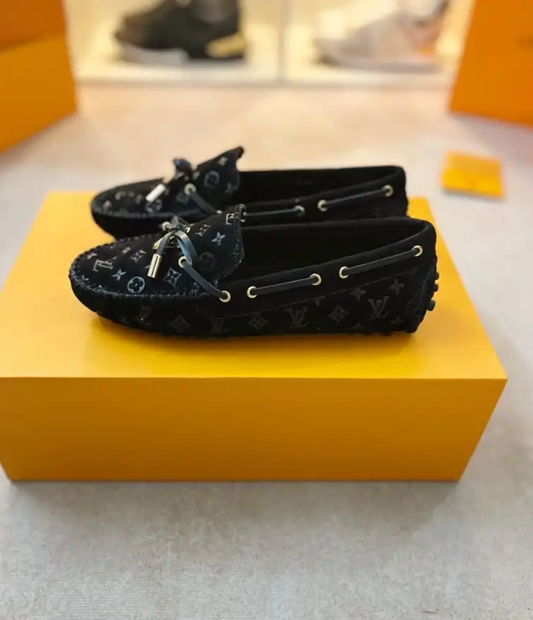 hype LV flat shoes