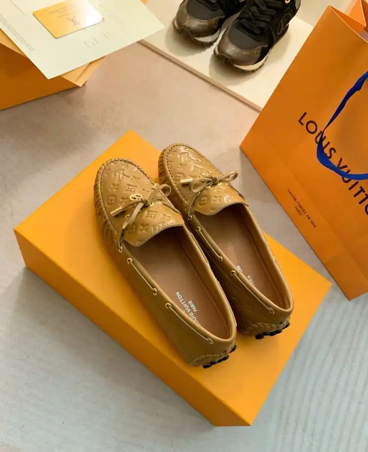 hype LV flat shoes