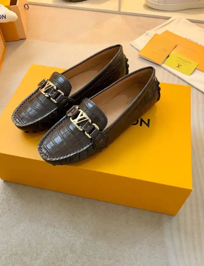 hype LV flat shoes