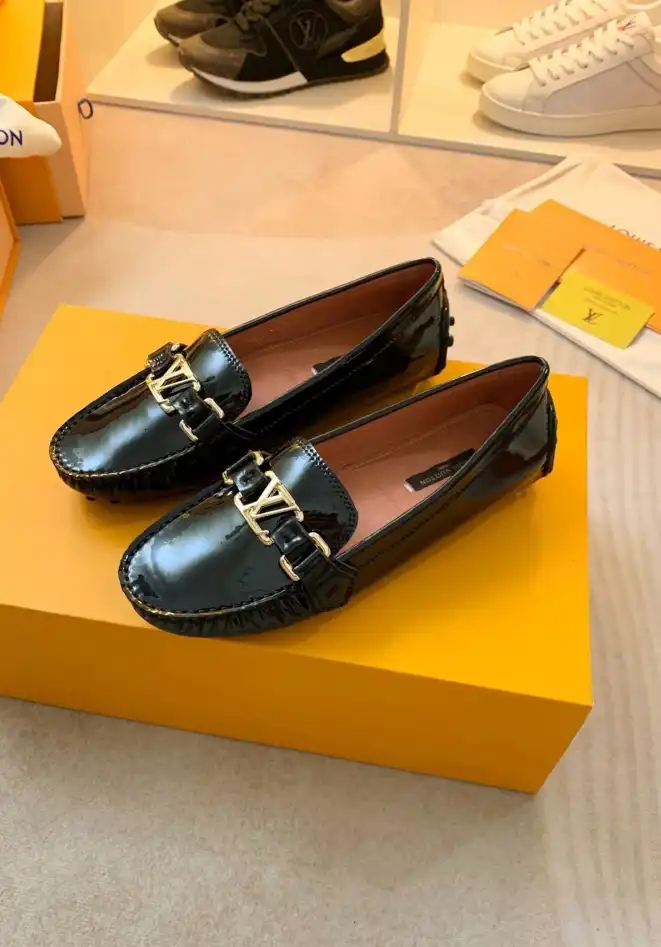 hype LV flat shoes