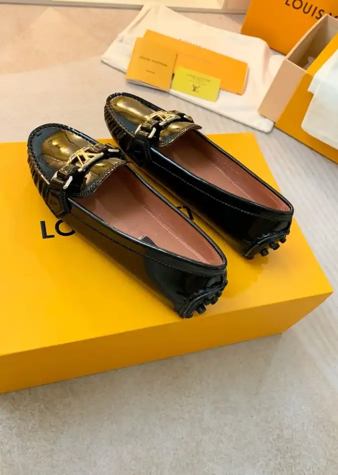 hype LV flat shoes