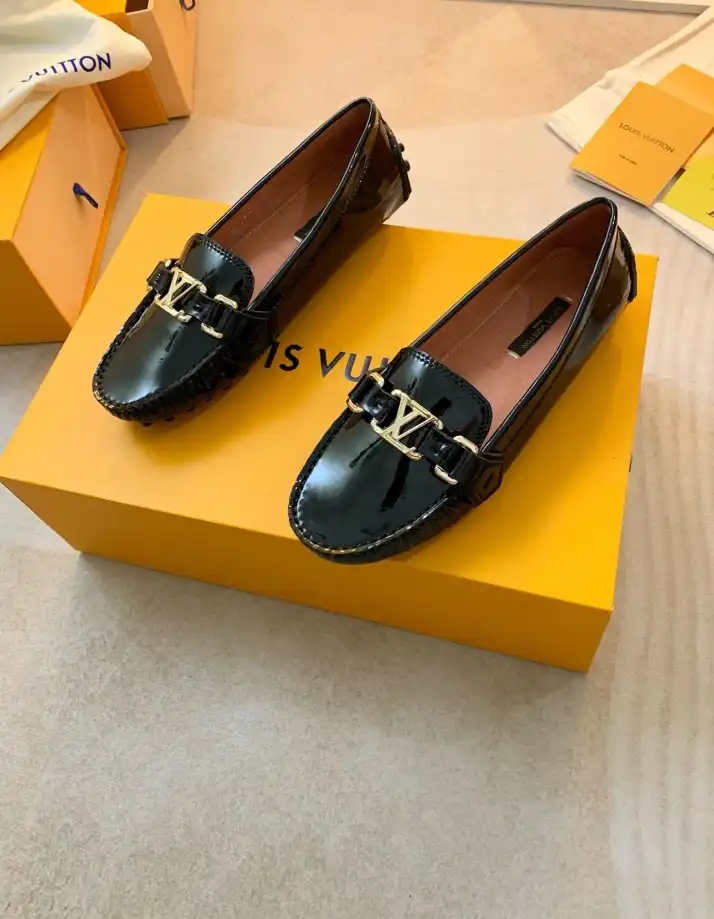 hype LV flat shoes