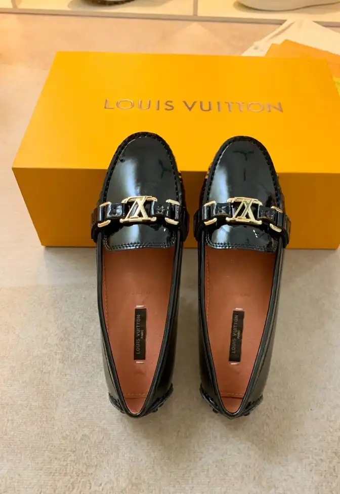 hype LV flat shoes