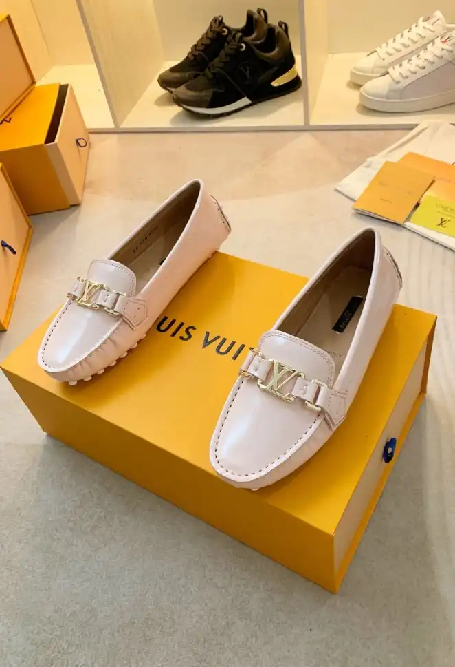 hype LV flat shoes