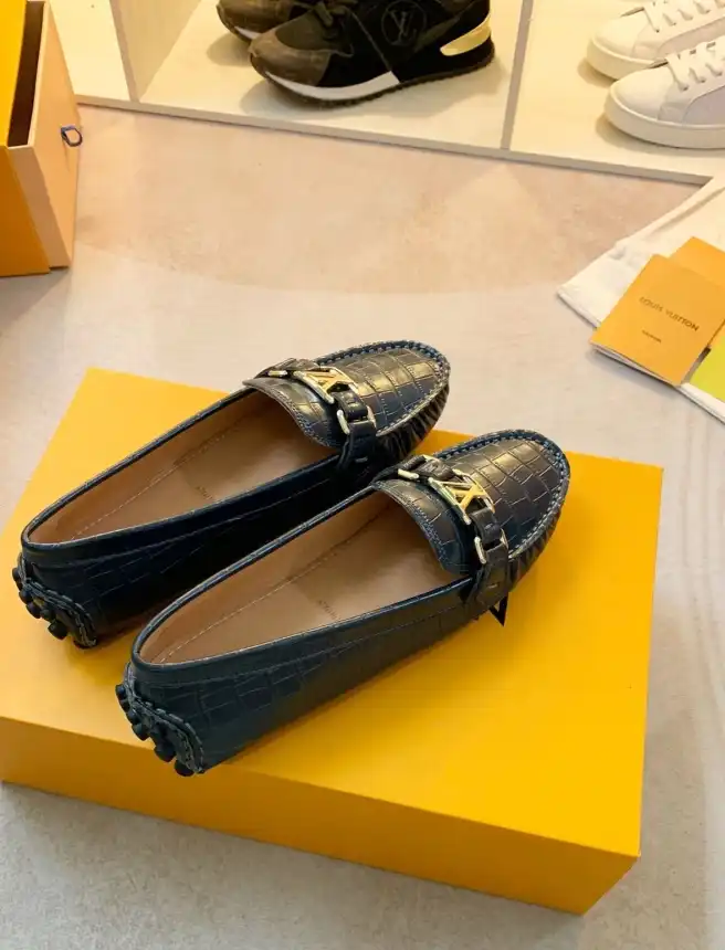 hype LV flat shoes