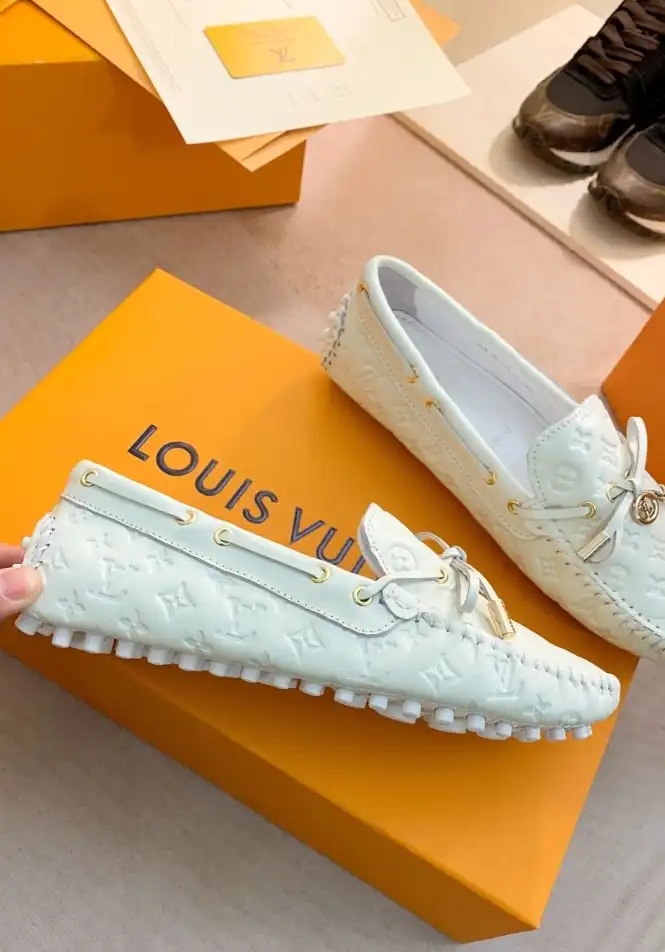 hype LV flat shoes