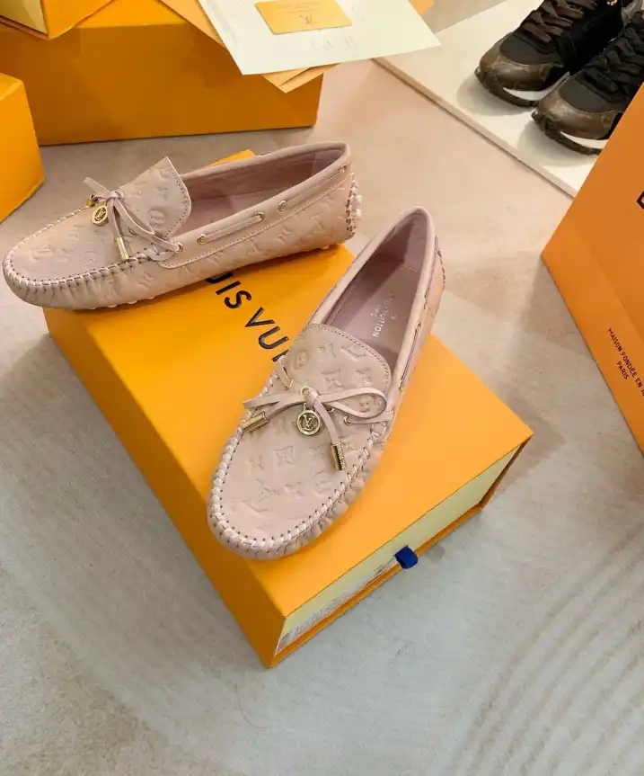 hype LV flat shoes