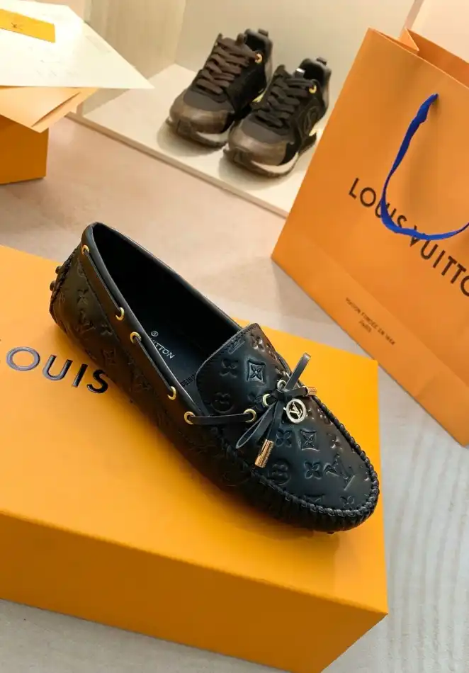 hype LV flat shoes