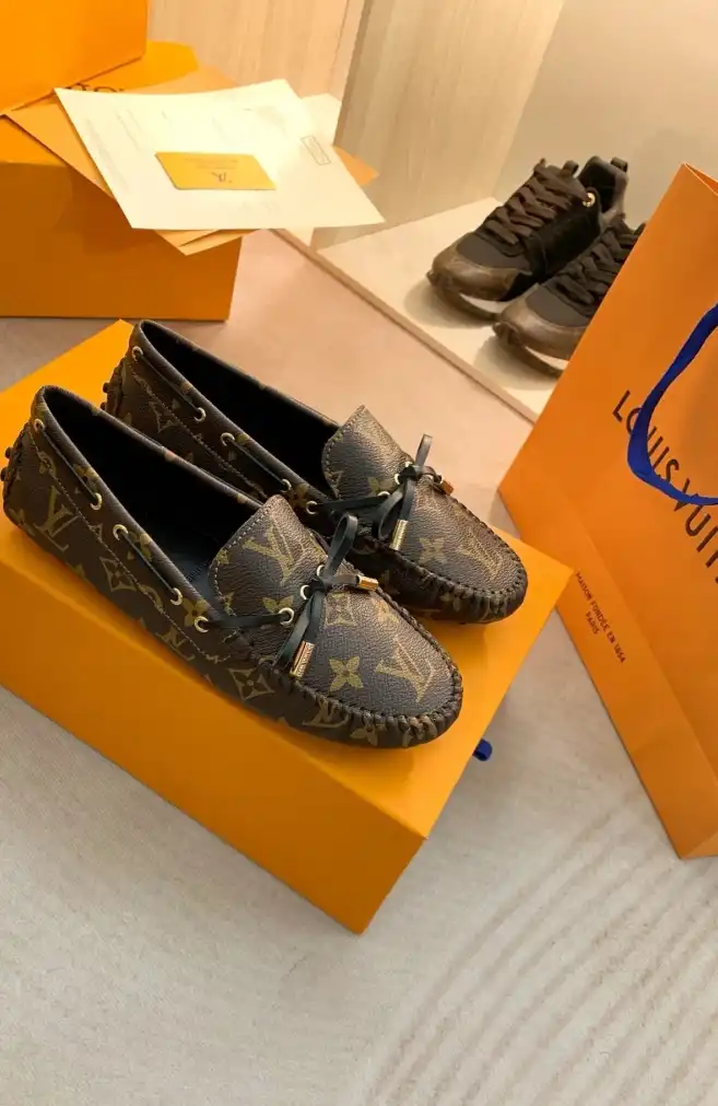 hype LV flat shoes