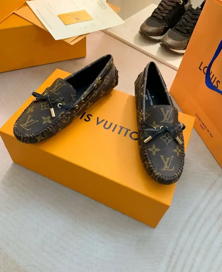 hype LV flat shoes